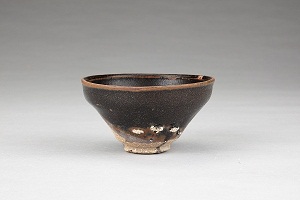 ��ˮ�¿��š���ĩԪ������1�ų�����ַ����յռ��ˮ������ڽ�ɽ